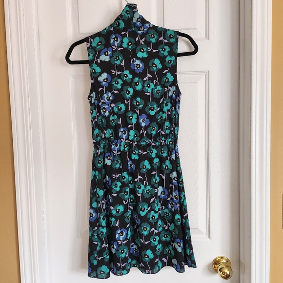 Aritzia Sunday Best floral dress in size xs - Picture 4 of 4